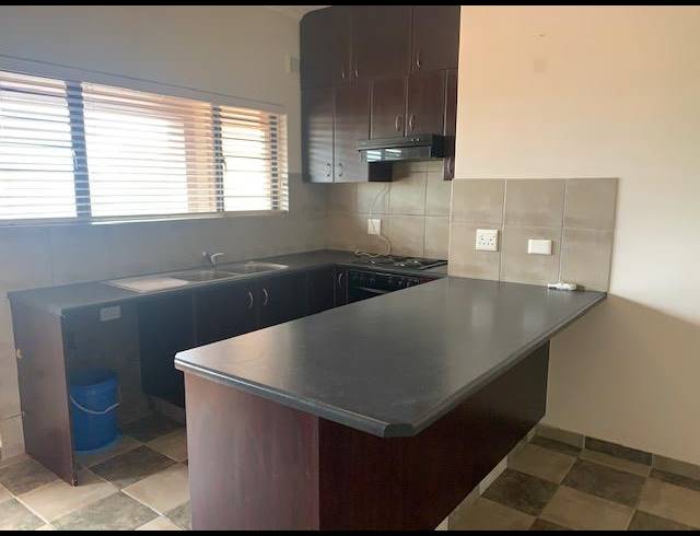 2 BEDROOM PROPERTY TO RENT IN ESCOMBE